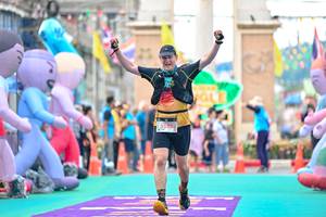 BIB: 5130
                            <button type="button" onclick="openModal(24883025)" class="btn btn-primary btn-sm float-right btn-popup" data-toggle="modal" data-target=".modal-high-quality">
                        <i class="fas fa-shopping-cart"></i> Add to Cart
                    </button>
                                            <button type="button" onclick="isThisMe(24883025, true)" class="btn btn-success btn-sm float-right btn-popup btn-isme hidden" data-toggle="tooltip" data-placement="bottom" title="นี่คือรูปของคุณใช่ไหม คลิกที่นี่เพื่อเอาเข้าอัลบั้ม">
                        <i class="fas fa-plus"></i> Add to album
                    </button>
                    <button type="button" onclick="isThisMe(24883025, false)" class="btn btn-warning btn-sm float-right btn-popup btn-isnotme hidden">
                        <i class="fas fa-ban"></i> Remove from album
                    </button>